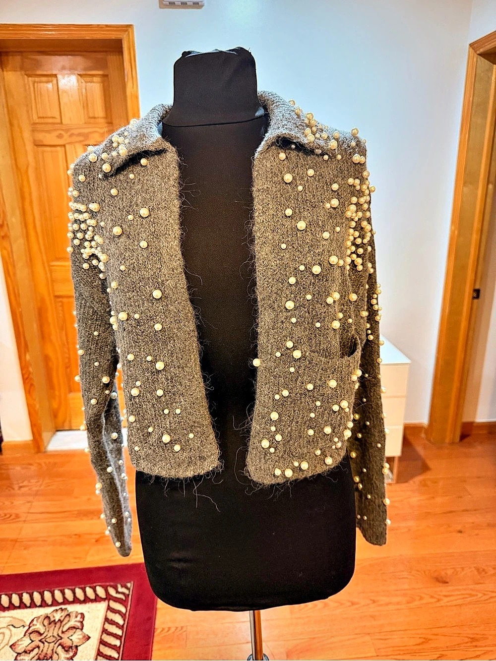 Zara pearls Cardigan in Gray Size Small in excellent condition